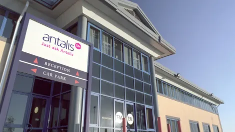 Antalis will bring Ovenden customers into its network